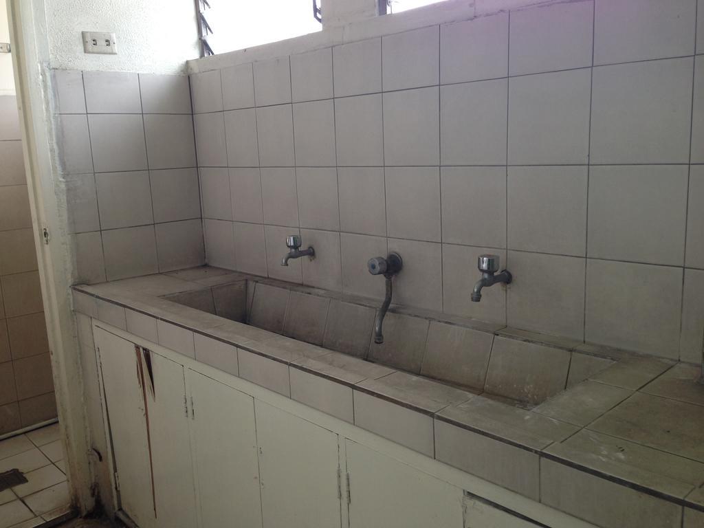Star Plus Pension Bacolod Buitenkant foto